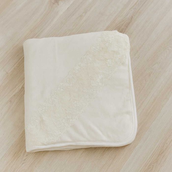 ПОДАРЯВАМ зимна бебешка завивка