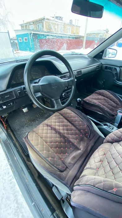 Мазда 323BG 1990