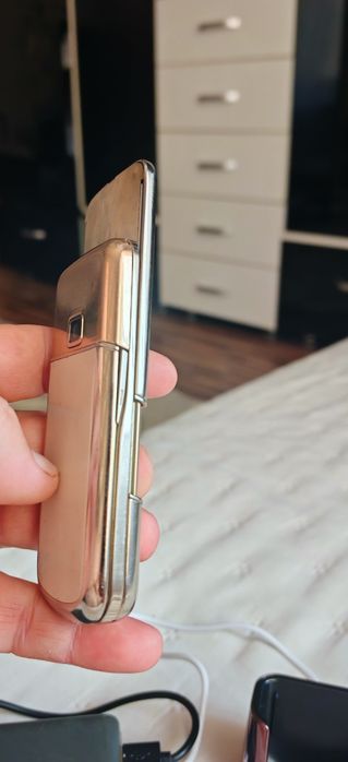 Vând  Nokia 8800 arte gold