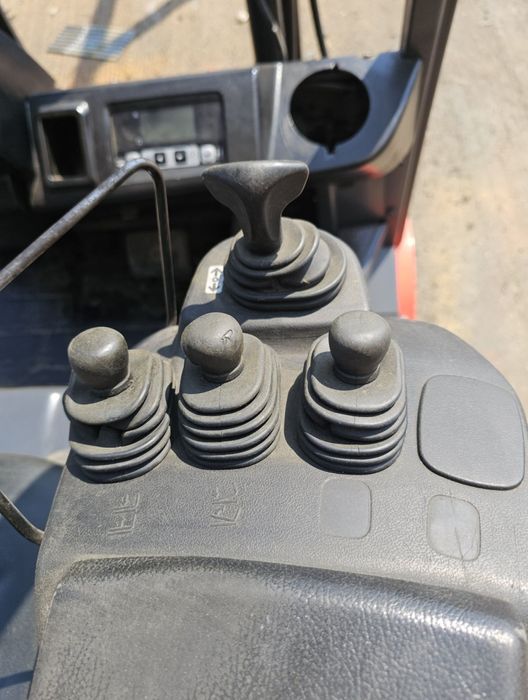 Stivuitor , electrostivuitor TOYOTA 1.5T