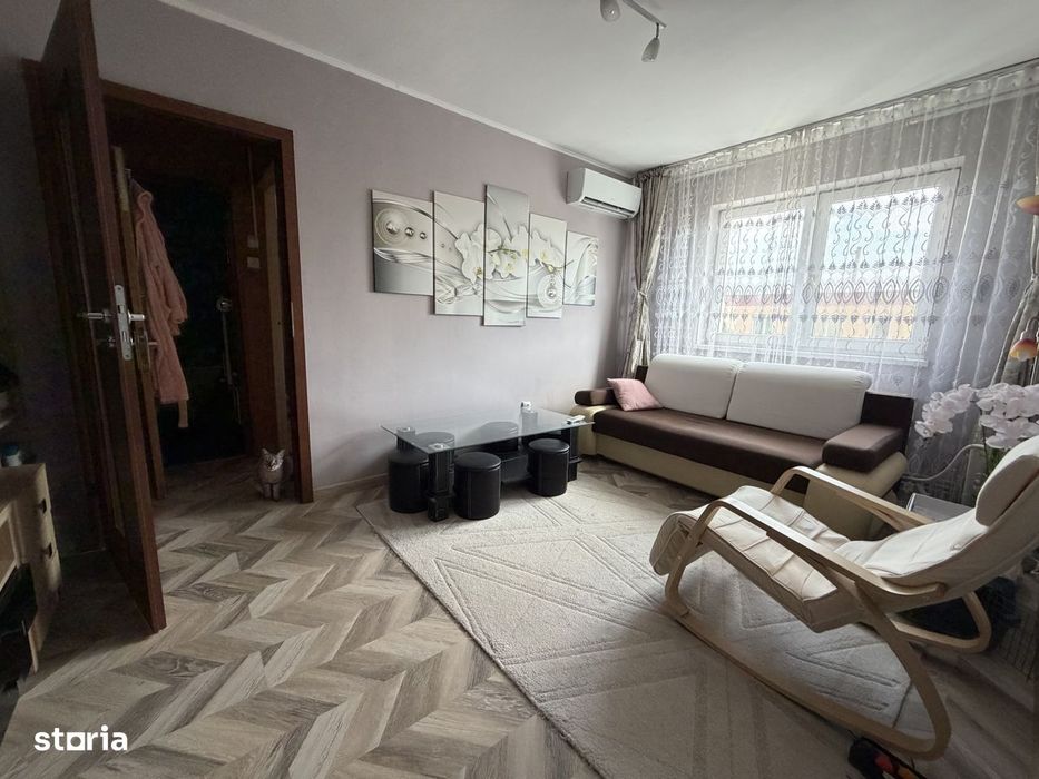 Apartament trei camere, zona Gemenii-Florilor.