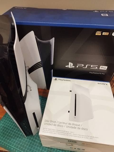 Playstation 5 pro 2 Tb