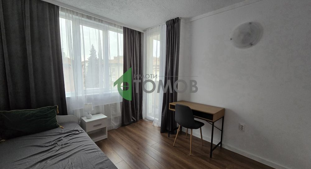 Дава се под наем Тристаен апартамент в Стара Загора, Център - 86 кв.м за 398.82 € - Снимка #4