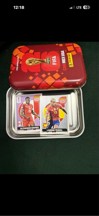 Album complet/extra stikere yamal silver, alphonso davies comun+Halland bronze, dar nu este in poza!