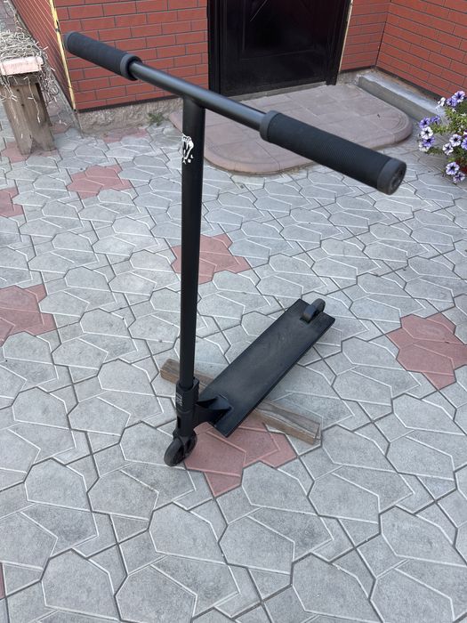 самокат  спортивный трюковой