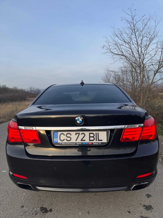 BMW Seria 7 2012 — imagine 2