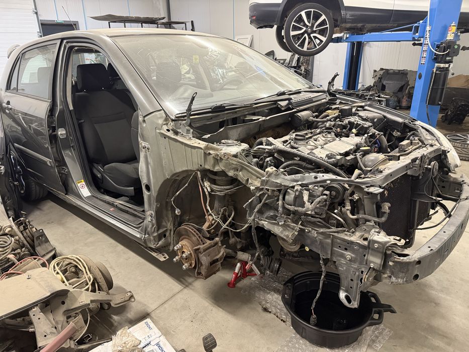 Toyota Corolla 2.0D4D 116 на части