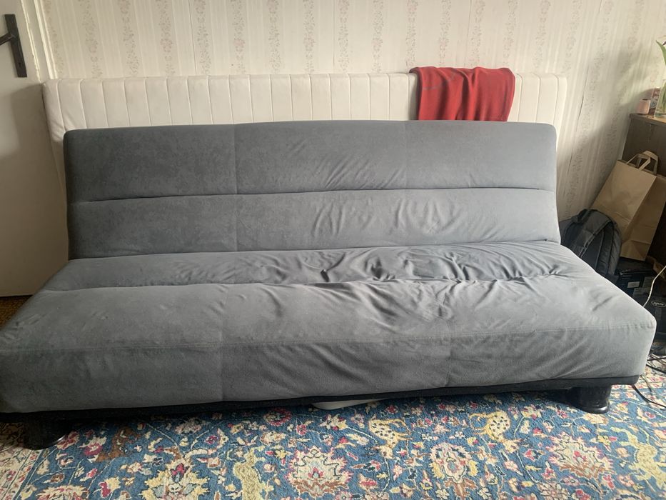 разтегателен диван