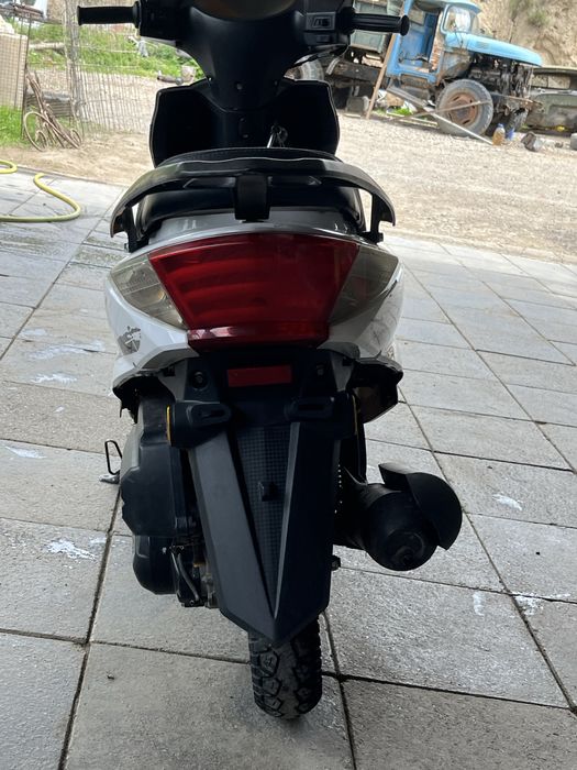 Продам мопед м8 срочно