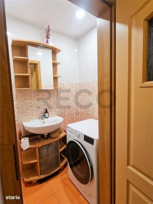 RECO, apartament decomandat,4 camere, Centrul Civic