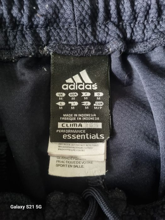 Мъжко долнище запазено Adidas!