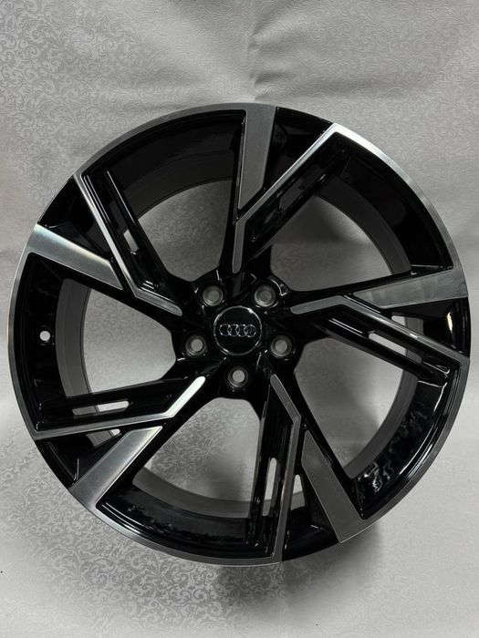 18/5х112 ауди новый комплект дисков