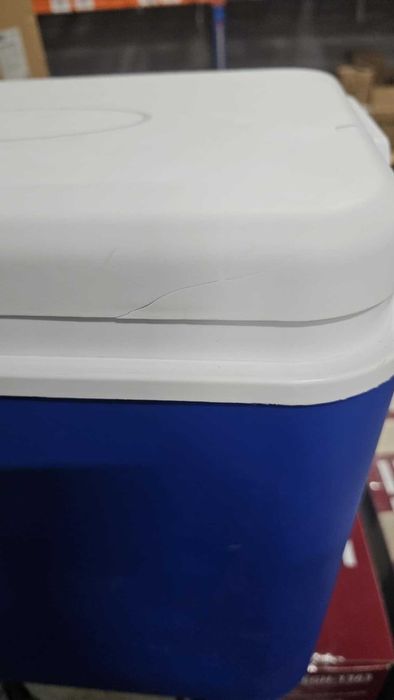 Хладилна кутия, пасивна, 30 литра, ТРАНСПОРТЕН ДЕФЕКТ