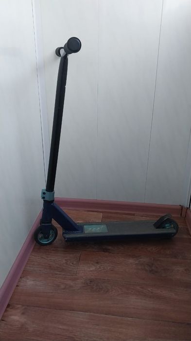 Самокат трюковой