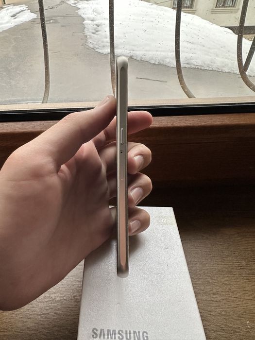 Sotiladi yoki obmen Samsung Galaxy S6 sm-g920f gold 32gb