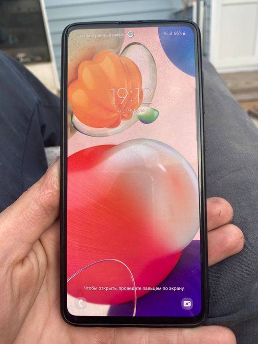 Продам Самсунг часы и телефон