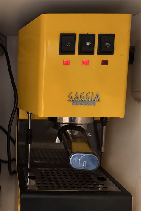 Gaggia Classic – Уникален ЖЪЛТ цвят (Нов бойлер, Техмарт, Перфектна!)