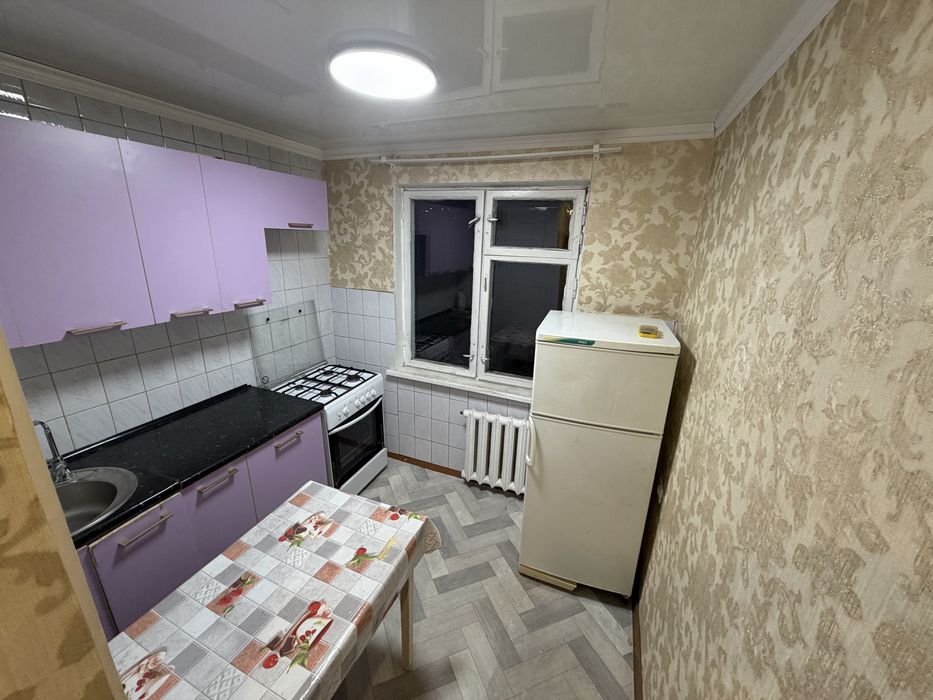 Продам квартиру 3 комнатную