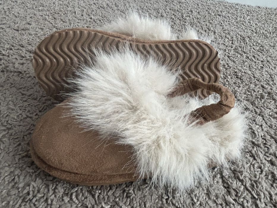 Нови пантофи H&M