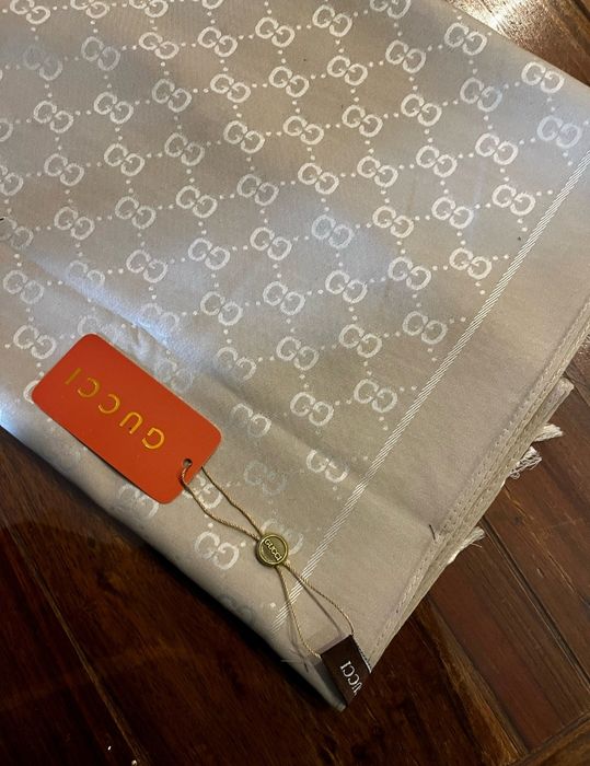 Eșarfă Gucci bej
