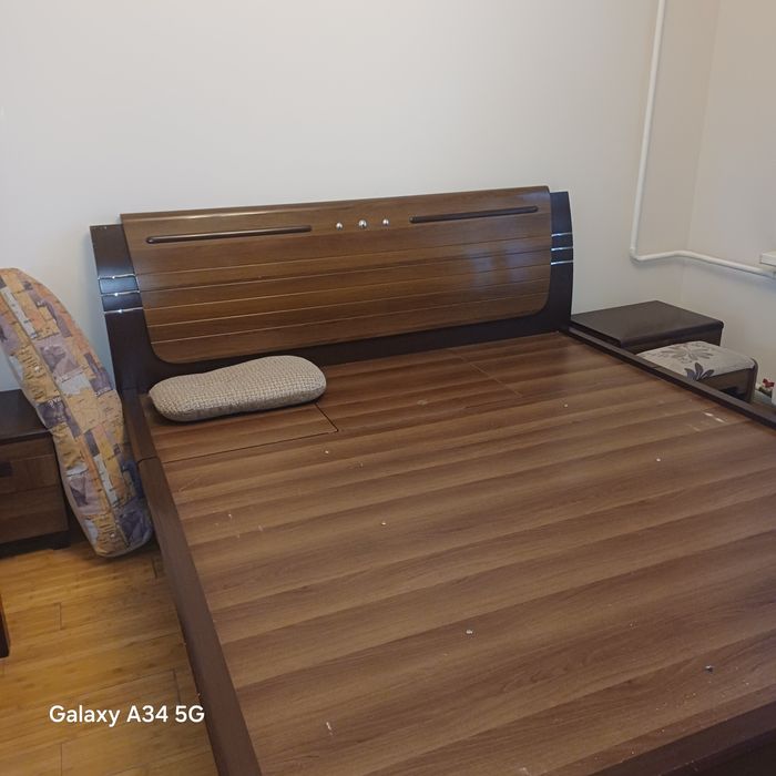 Спальный гарнитур