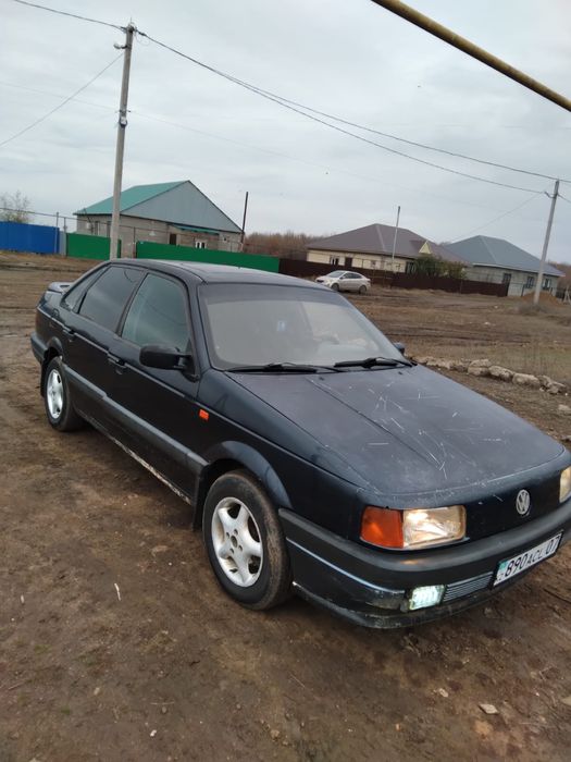 Пассат Б3 сатылады.