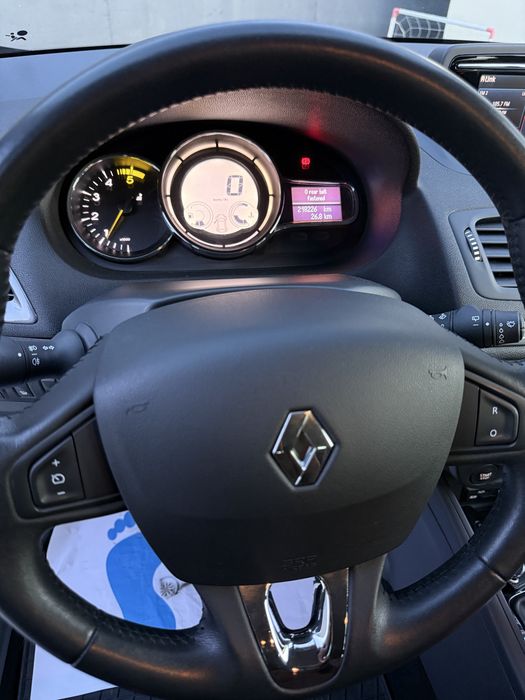 Renault Megane 1.5dci-218.000-2015-Limited Line-R-Link-impecabila