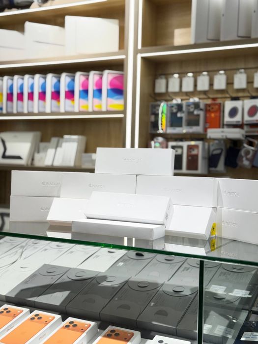 Iwatch 11/46 jet black 1 yil garantiya