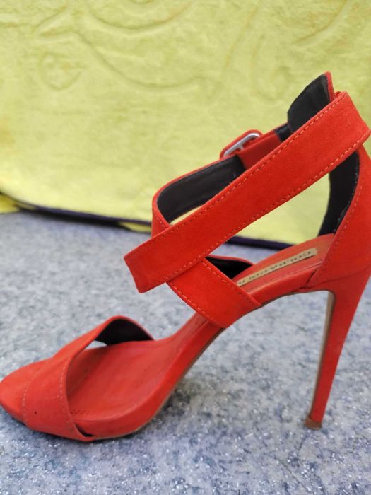 Sandale dama rosi piele intoarsa 37.