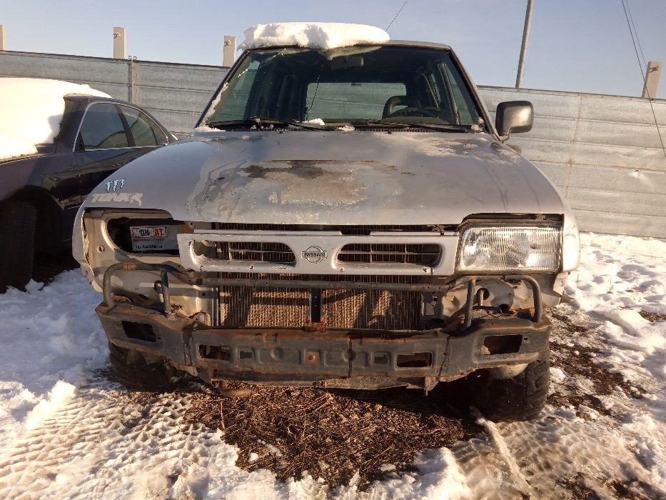 нисан терано 2.7TDI-125к.с-1998г,3 врати,на части