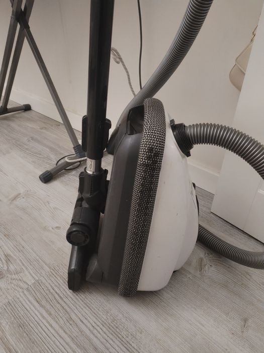 Продаю пылесос BORK