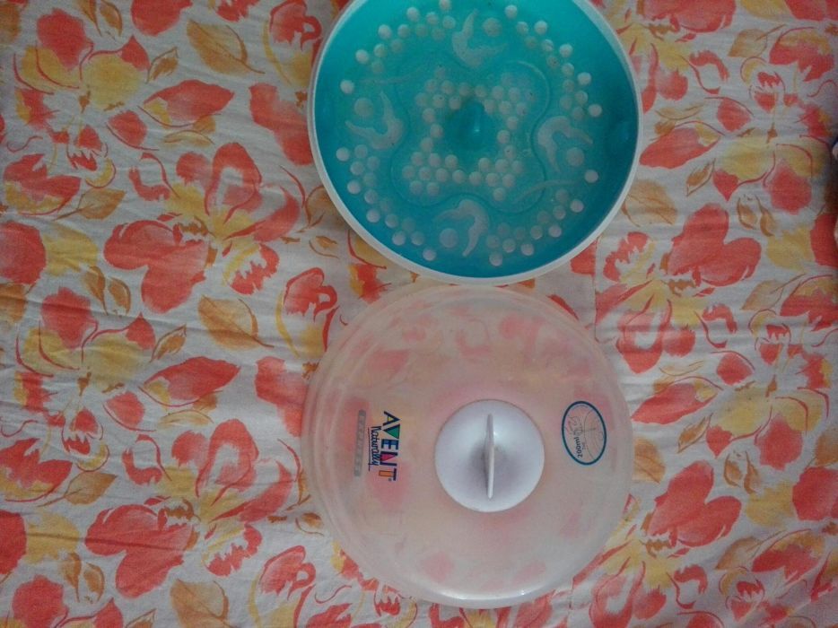 Стерилизатор Philips-Avent за микровълнова/Стерилизатор "Severin