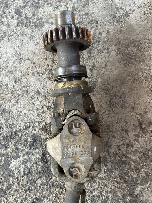 Кардан за Jeep Cherokee