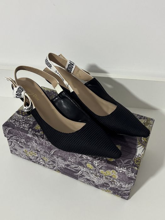 Pantofi cu toc DIOR