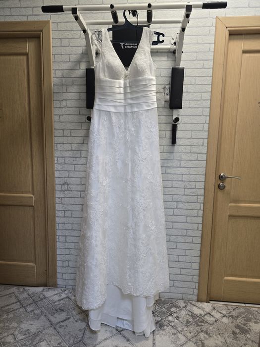 Новые свадебные платья 40'42'44'46'48'50