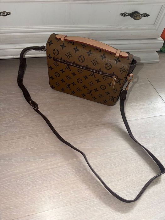 Geanta Louis vuitton calitate superioara