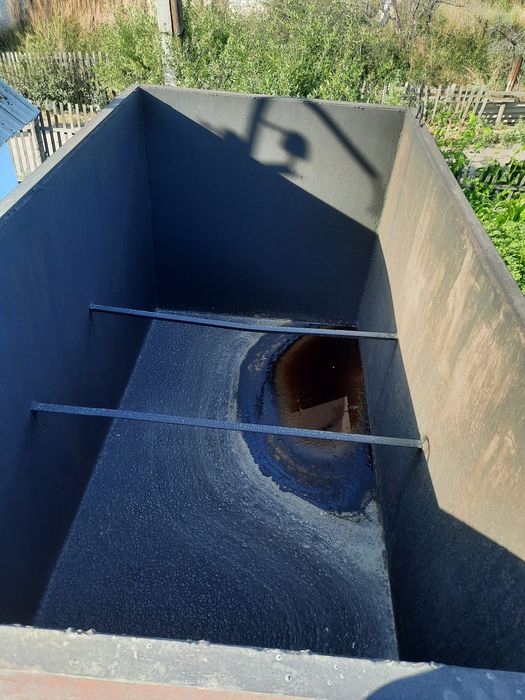 Продам большой бак для воды