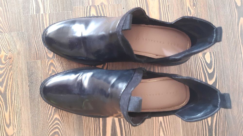 Женская обувь, 37 размер Zara