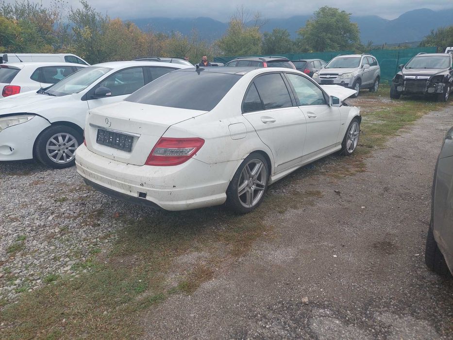 Mercedes-Benz C 2,2cdi, Мерцедес Ц220 на части!
Април 2008