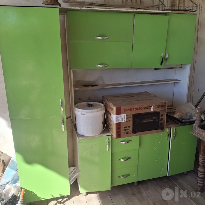 Кухинни мебел сатилади