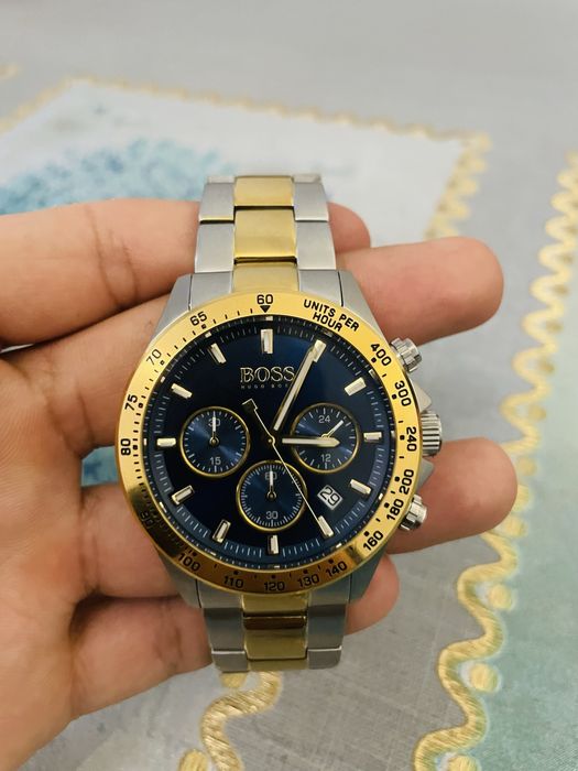Луксозен мъжки часовник BOSS - Hugo Boss - син циферлат златист безел