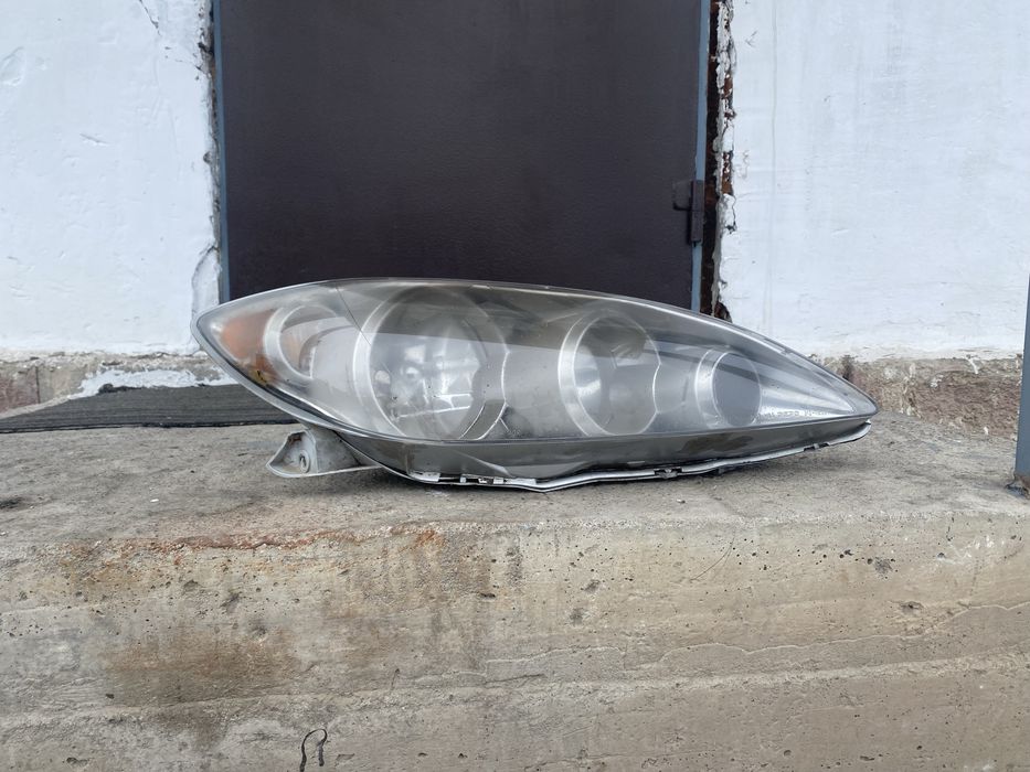 Фара на 35 правая