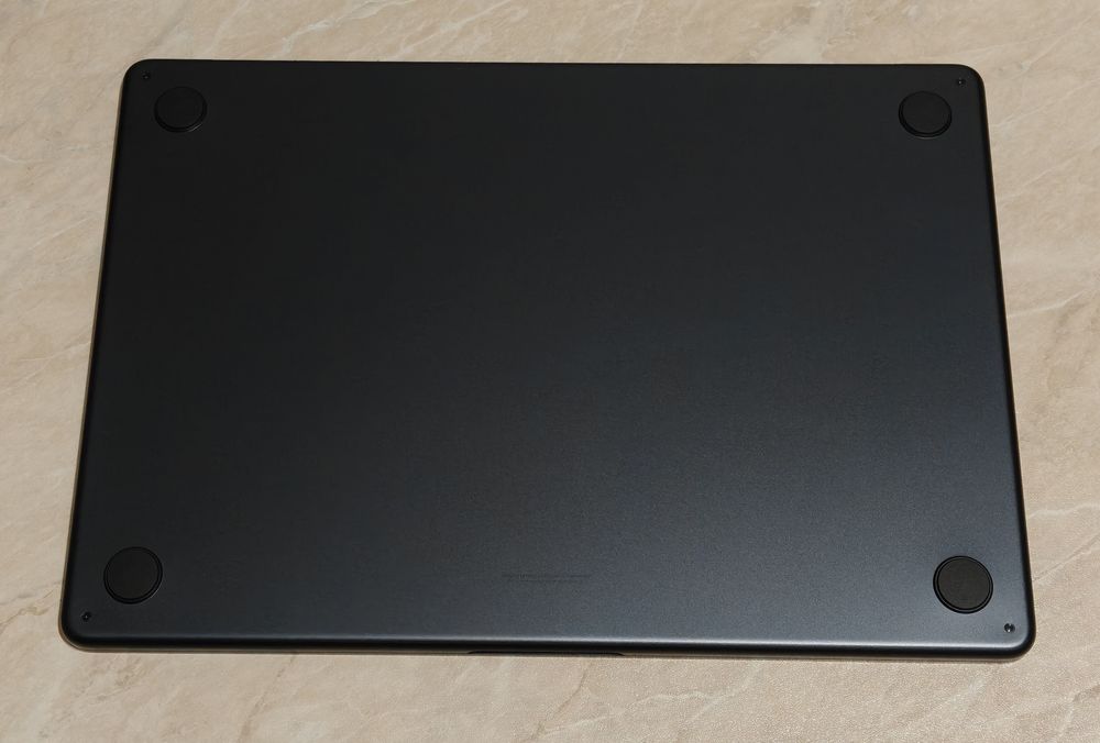 MacBook Air 15 M5 24/1TB 100%