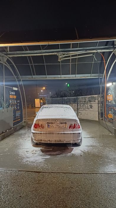 Vând e46 2.0d sau la cerere mai mare dezmembrez !!