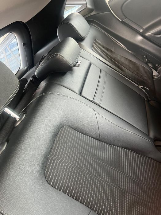 De vanzare masina bine intretinuta sa schimb cu Audi q 5 dupa anul2019