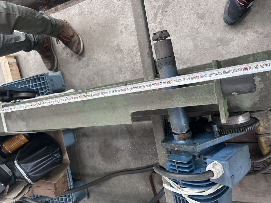 Мостов кран 2т. Demag