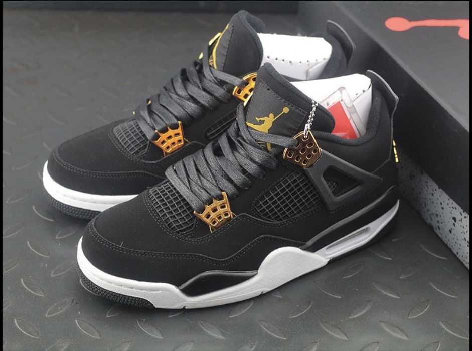 Jordan 4 Retro Royalty