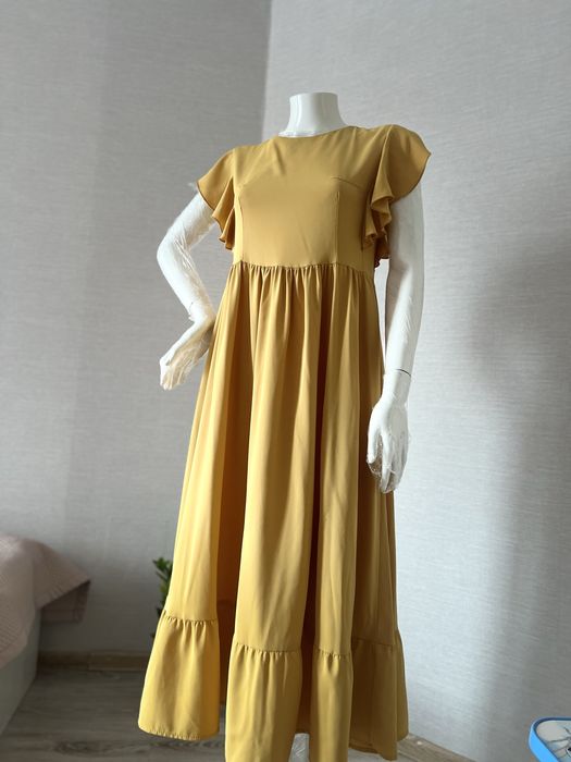 Продам манекен белый