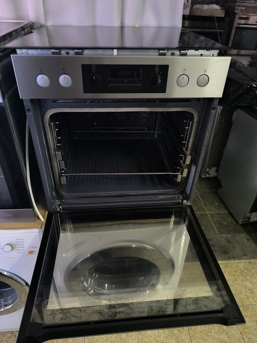 Фурна с котлони AEG EPB331020M - клас А+ пиролиза