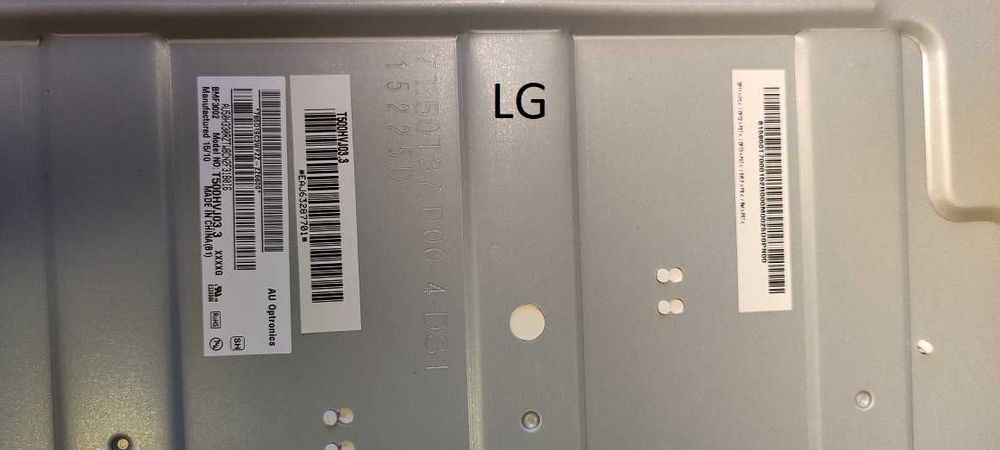 телевизор 50 инча с пукнатa матрицa LG 50LF652V